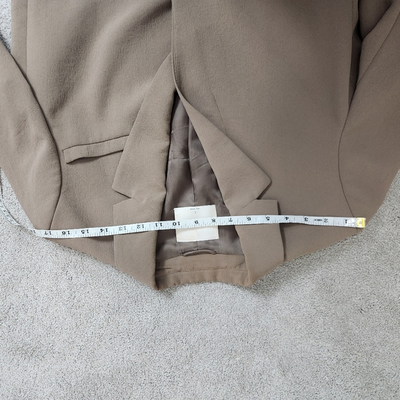 Aritzia Wilfred Lapaz Blazer Tan Size L Lightweight - Picture 10 of 14